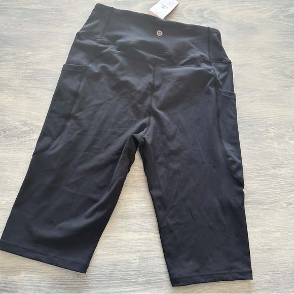NEW BALEAF black Capri Leggings w Pockets Yoga Running Compression Pants - Picture 3 of 6